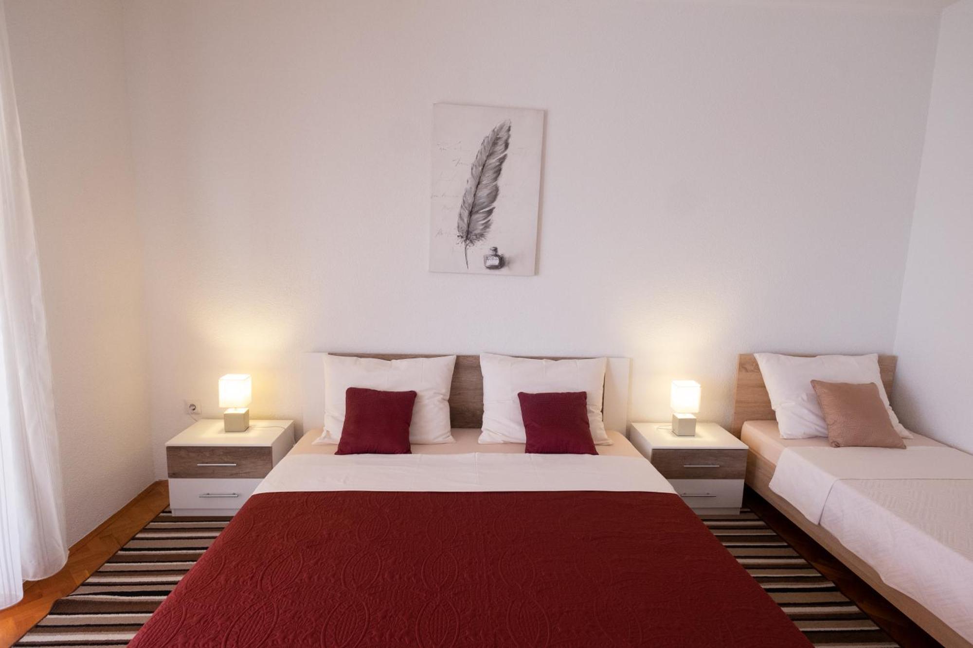 Apartments Mila Klenovica Room photo